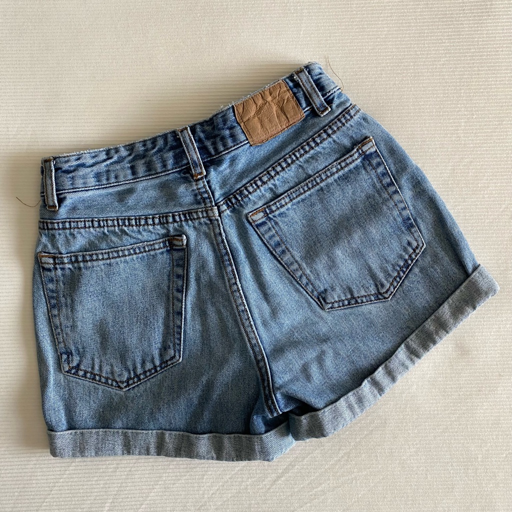 Pull & Bear Cuffed Shorts